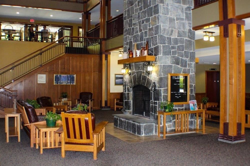 Grand Summit Hotel At Attitash Bartlett Exterior photo